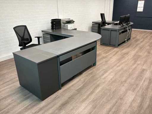 Set de birou (2x) și 4 dulapuri Blind