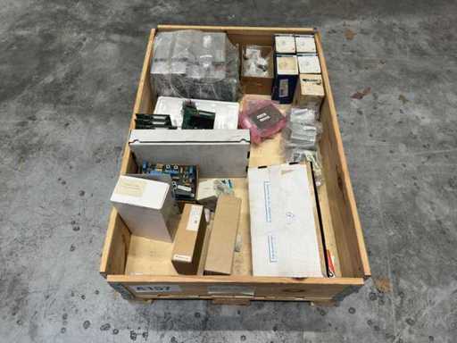 Telemecanique, Cognex – Partia przemysłowych komponentów elektronicznych i sterujących