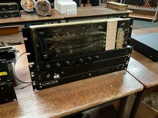 Dateq SPL 2 Limiter & lichttafel