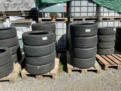 Parcheggio pneumatici (16 volte)