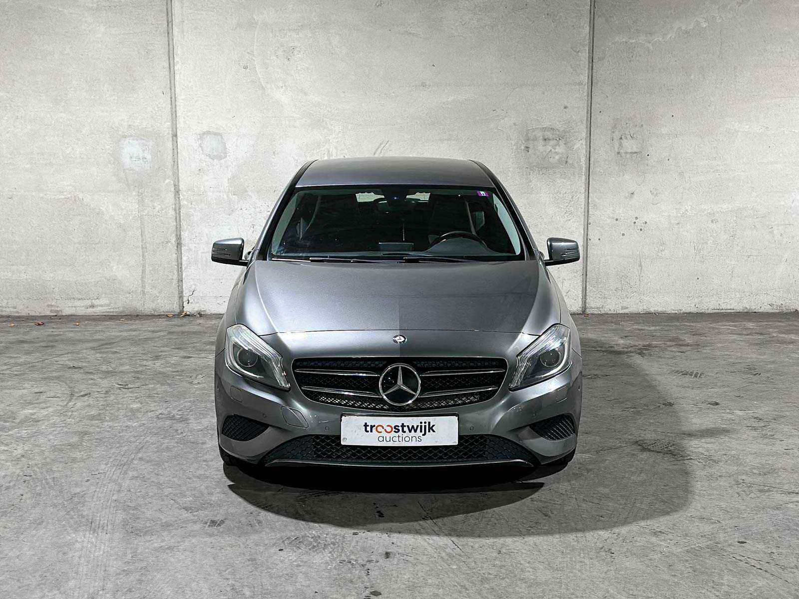 Mercedes-Benz A180 4U3 A-klasse 121pk 2013 (Origineel-NL), 8-SRR-41