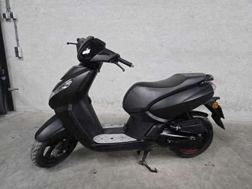 Peugeot - Moped scooter - Kisbee RS - 4T 45km version dsj74f