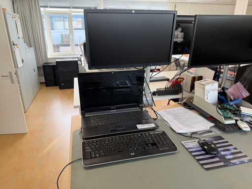 Laptop - ASUSTeK Computer Inc. - N73SV