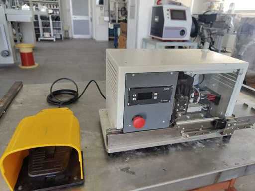 KMI - 2025 - MIC 25 - Halbautomatische Tischmaschine