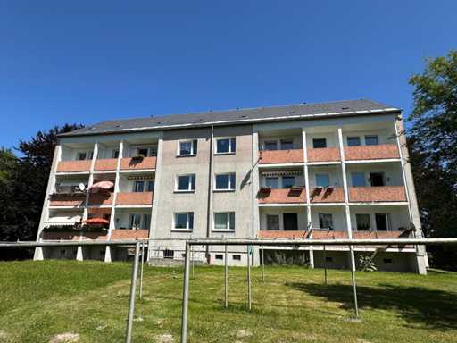 12 Apartments, plot 4.804 m². Rental price €49,280 in Markneukirchen - Germany