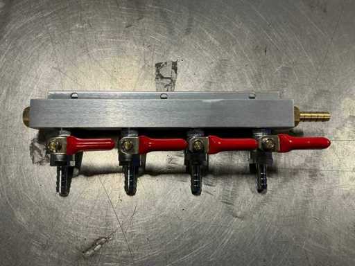 Distributore del gas a 4 vie (11x)