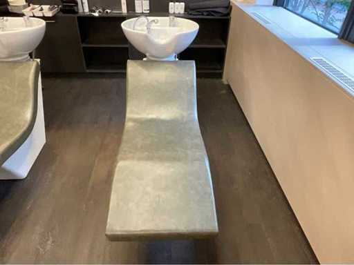 Guy Sarlemijn Design Dormeuse Long Sage Washing Unit