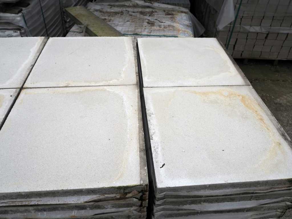 Concrete garden tiles 38m²