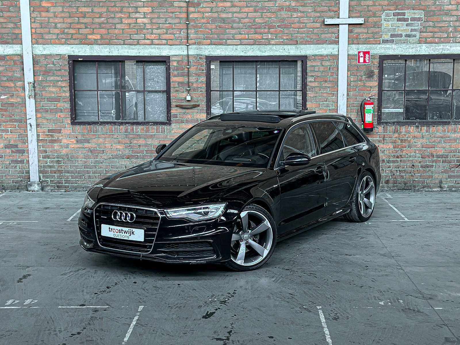 Audi A6 Avant 3.0 TDI V6 Quattro Sport Edition C7 S-Line 204pk 2014, N-433-HK