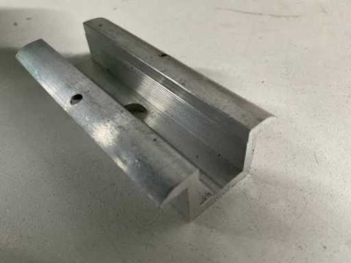 aluminium middenklem voor montage zonnepaneel (398x)