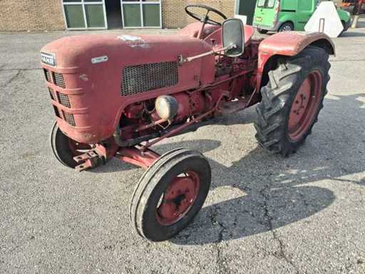 Fahr D131 L Oldtimer-Traktor
