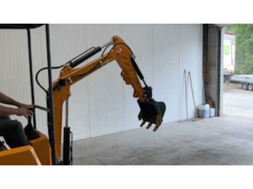 77c63a24-ab1b-4d73-a275-3c35ee0167c7.mp4