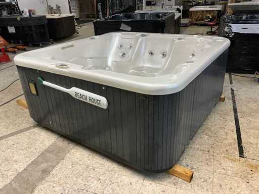 Spanet Beach house Jacuzzi