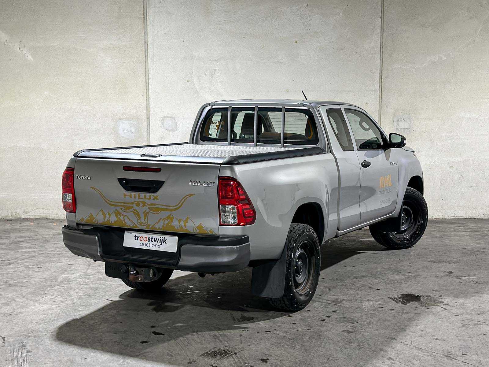 Toyota HiLux 2.4 D-4D-F Xtra Cab Comfort 150pk 2017 (Origineel-NL), V-833-JR