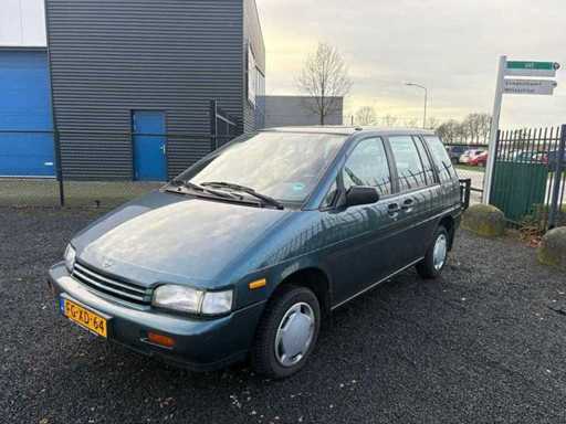 Nissan - 1992 - Prairie - 2.4 SLX 7p. - Voiture particulière