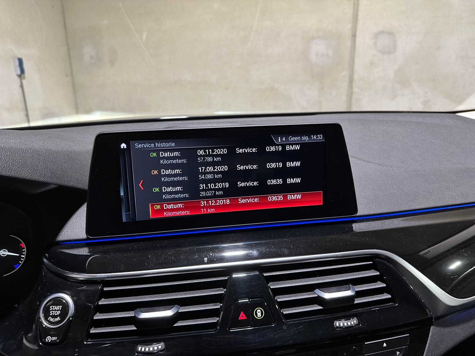 BMW 520i Touring High Executive Sport-Line 5-serie 184pk 2019, XG-208-V