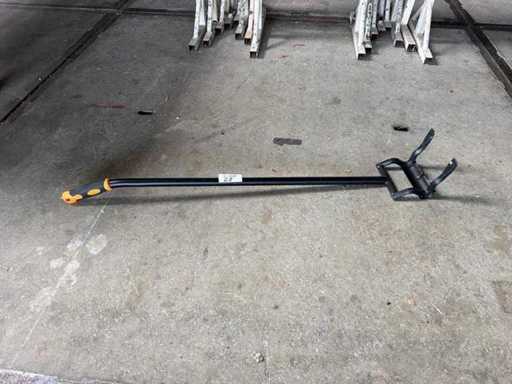 Roughneck Manual Pallet Lifter / Pallet Puller