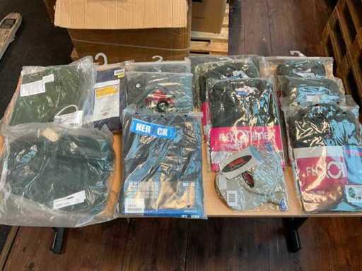 Verschiedene Arbeitskleidung (14x)