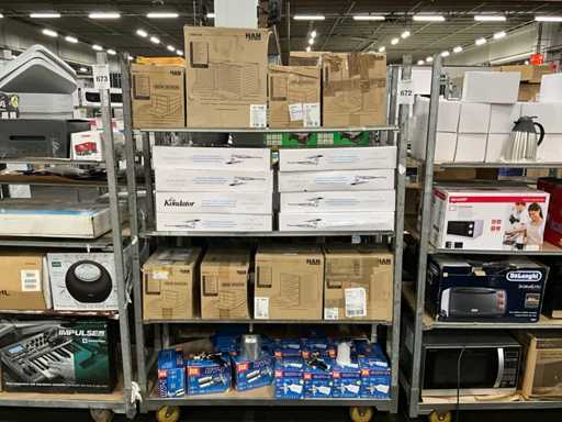 Lotto di forniture per ufficio e pistole spray restituì merci