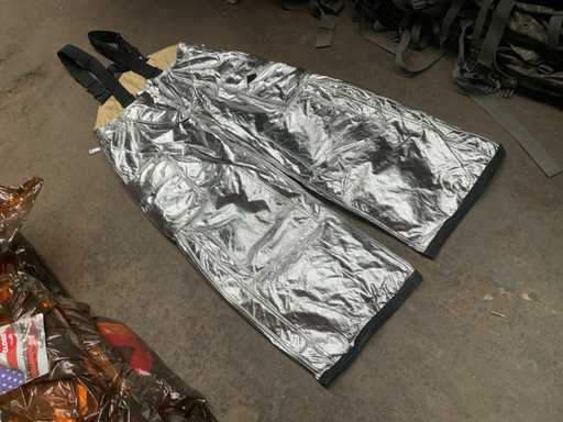 Globe Fire fighter trousers (4x)