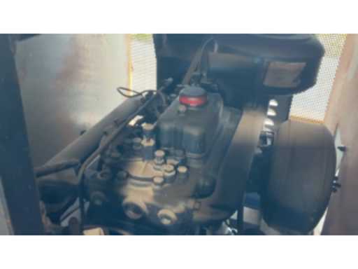 f9521398-a60a-4a5b-9192-536c90960fe2.mp4