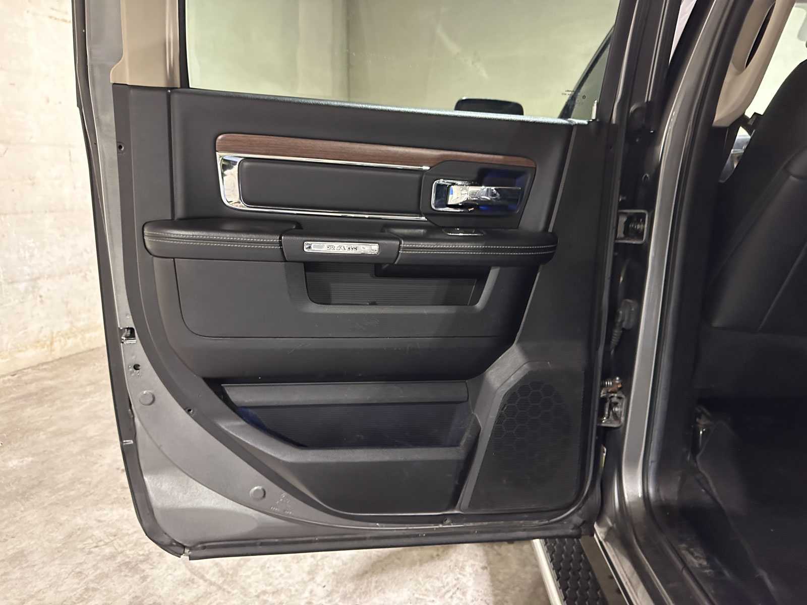 Dodge Ram 1500 5.7 V8 4x4 QC 6'4 401pk 2014 LPG (Origineel-NL) (BTW), VG-248-G