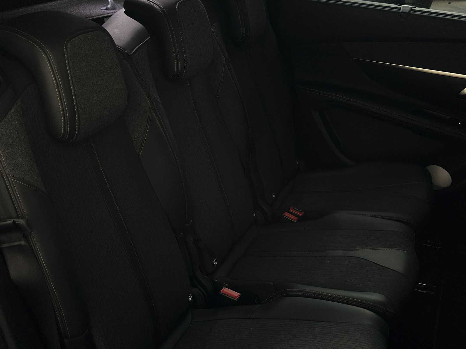 Peugeot 5008 1.2 PureTech Blue Lease GT-Line 131 PS 2020, J-762-BF