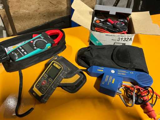 Verschiedene Messgeräte (5x)