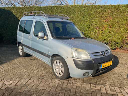 Peugeot Partner MPV 46-LH-TJ