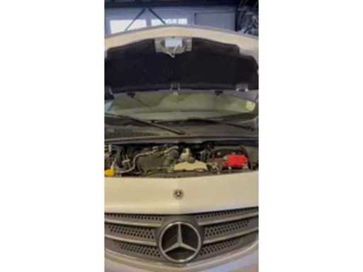 db0dff3f-8ea2-4b7c-9706-a3646196a5a7.mp4