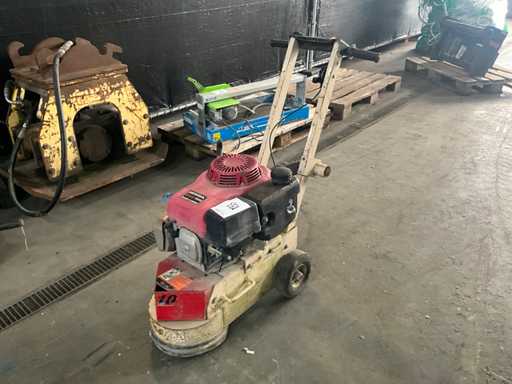 TG10 Betonslijp machine