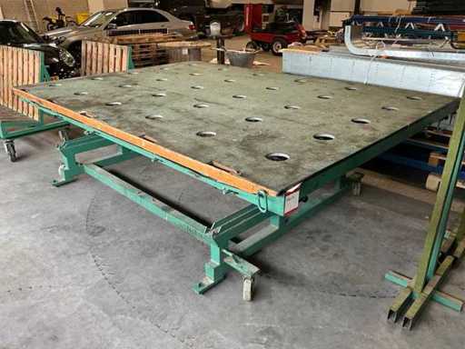 Muyen glass cutting table with spheres