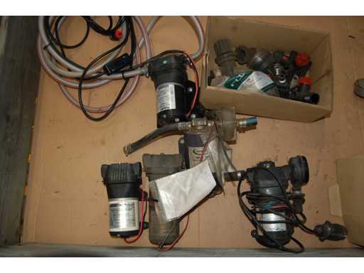 Pompe à eau 12 volts (5x)