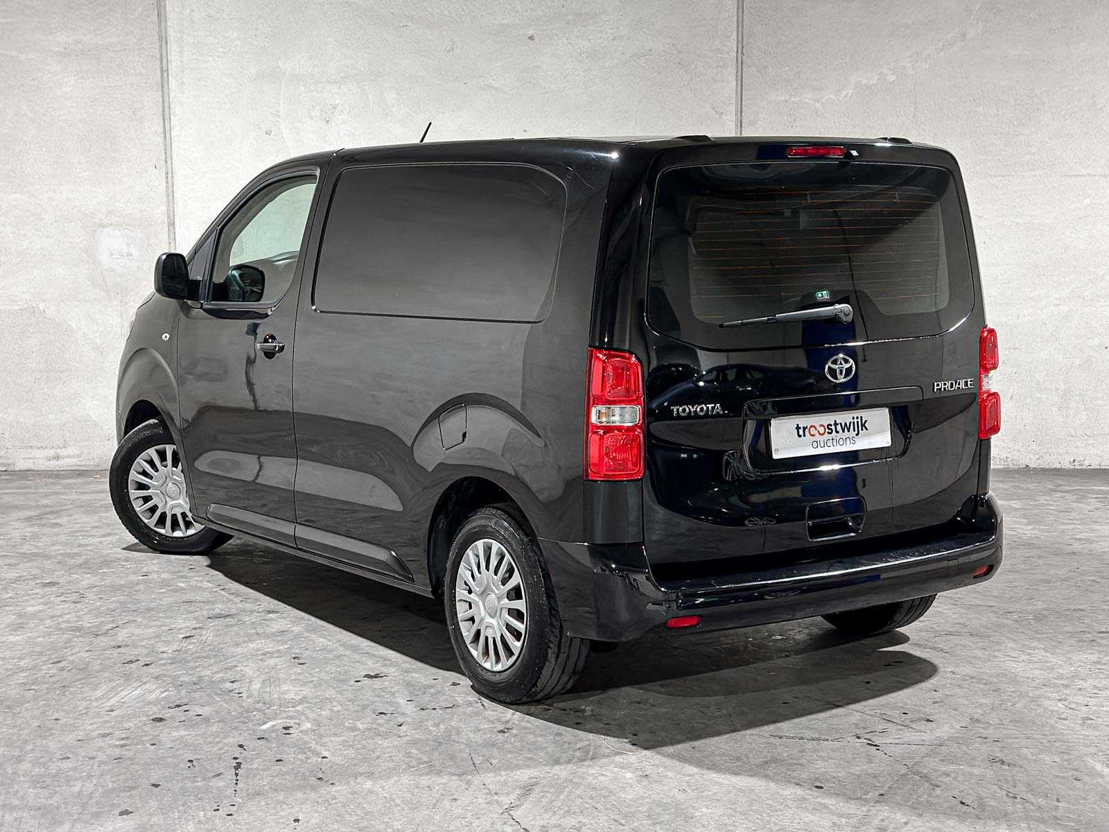 Toyota PROACE Compact 1.6 D-4D Professional 114pk 2017 (Origineel-NL), V-346-JR