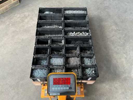 Würth PALLETDEAL 117kg verschiedene Befestigungselemente in stapelbaren Behältern