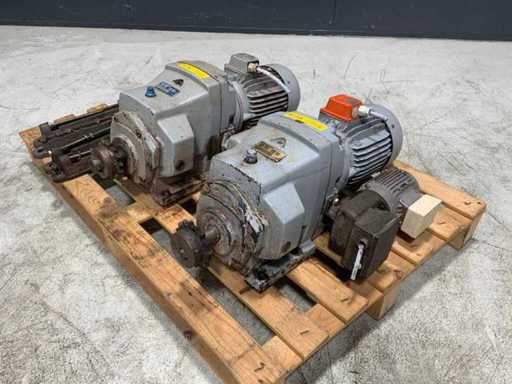 Stöber R47-2107-220-4 Electric motor (2x)