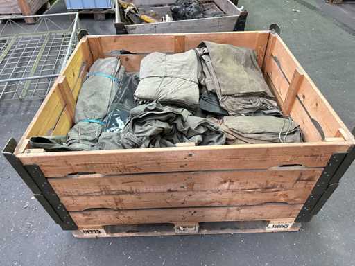 Lot de tentes intérieures, de toiles et de bâches