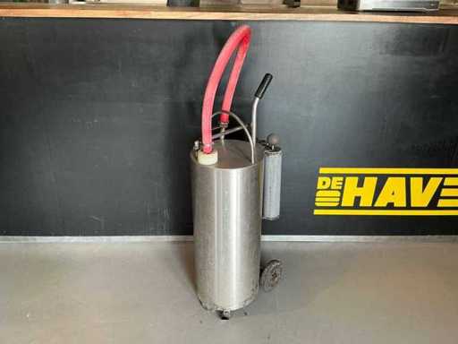 Mobilna pompa tłuszczowa