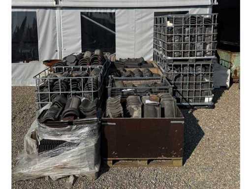 Lot dakpannen Monier 2000stuks
