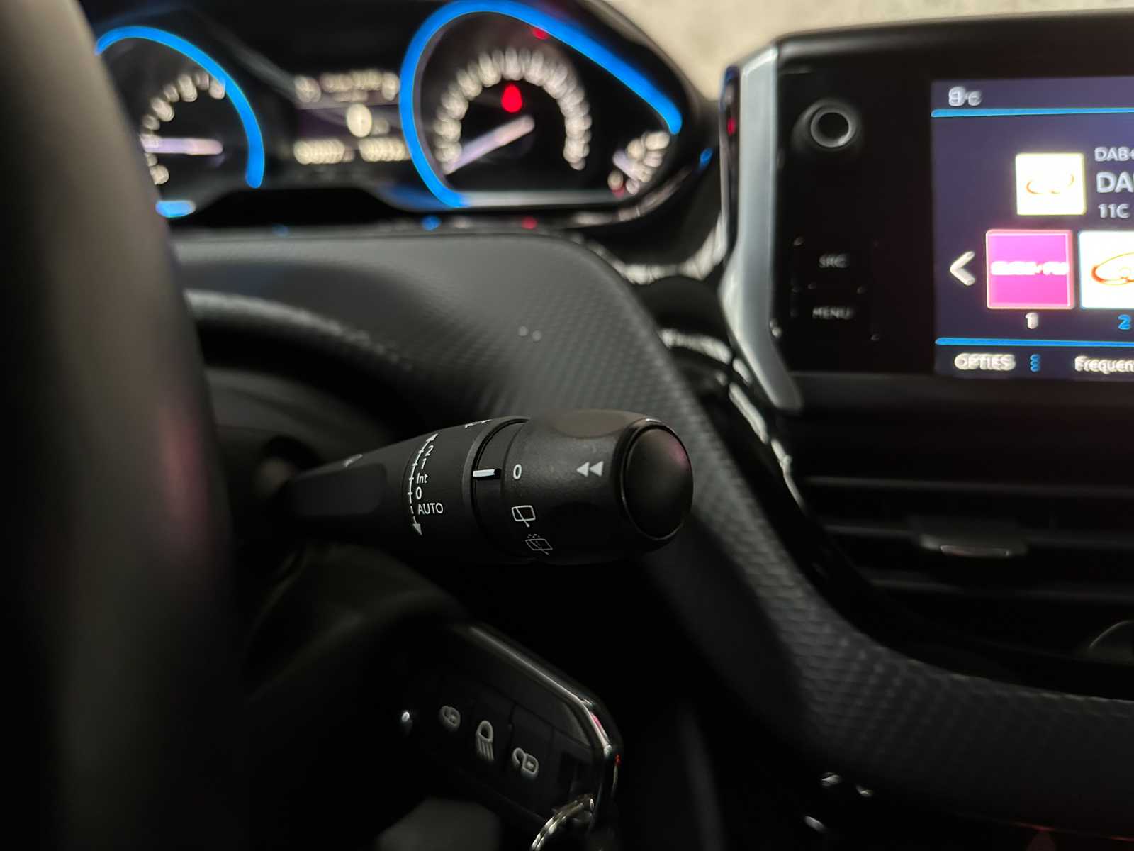 Peugeot 2008 1.2 PureTech GT-Line 109pk 2018, HLH-96-S