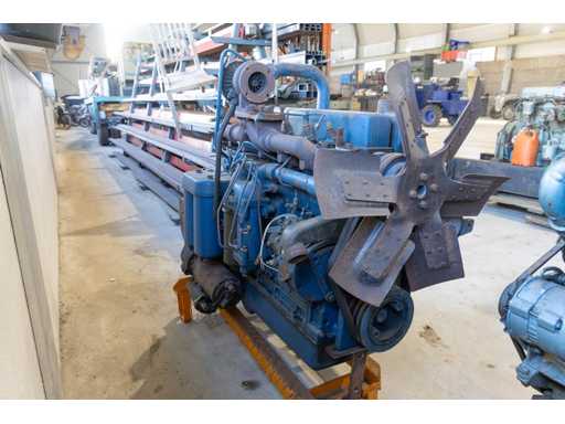 Motorul diesel Allis Chalmers 3500