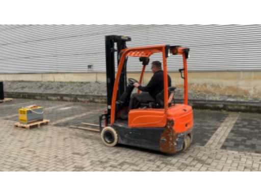 292f1bfb-4132-4a9f-9903-4600fdedf0c9.mp4