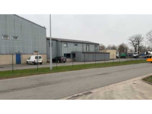 bf5bf82d-8918-4c28-8f5e-5b74a315fa26.mp4