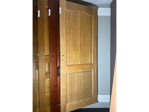 Porte intérieure en bois massif