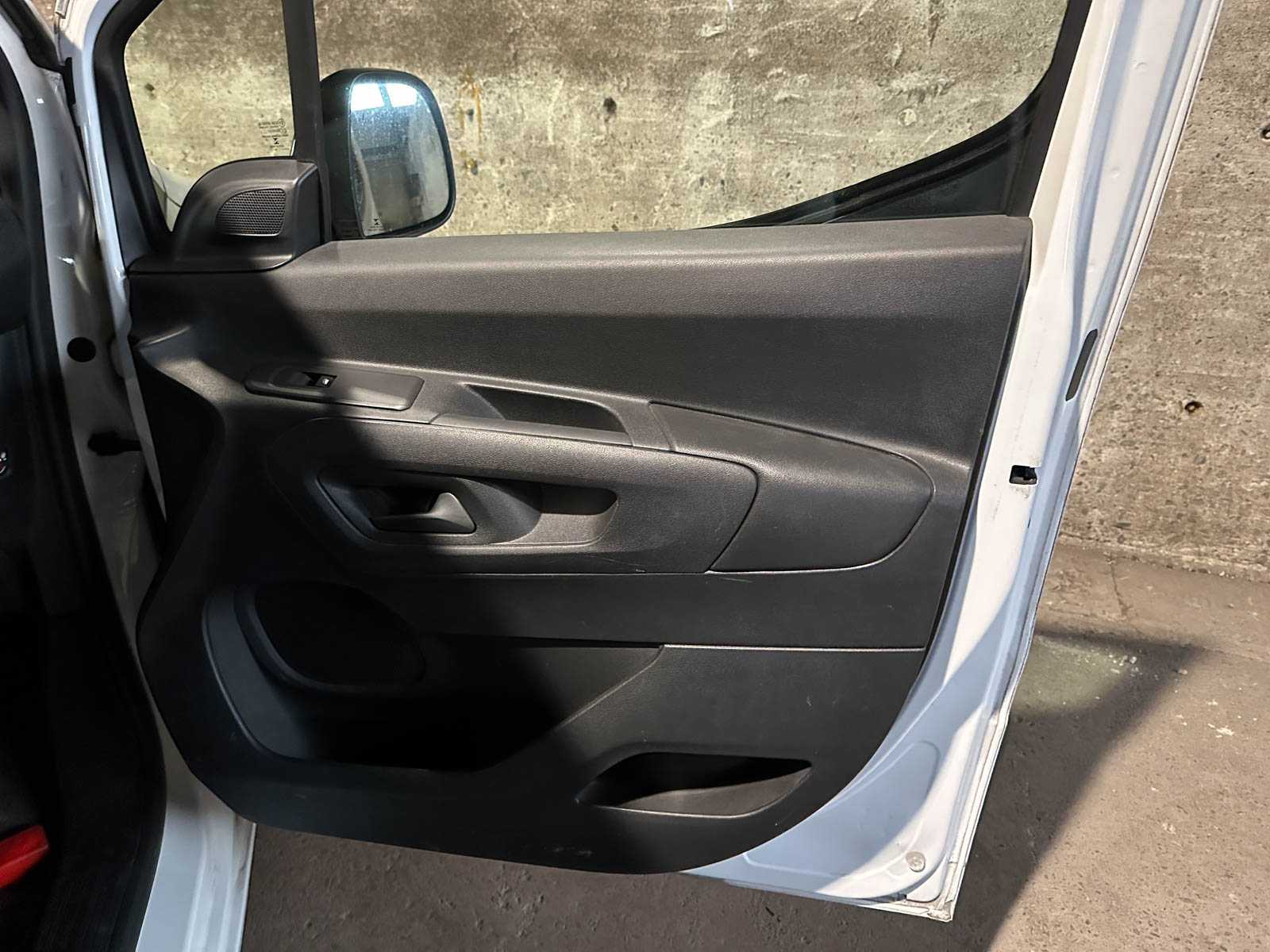Opel Combo 1.5D L2H1 Edition 101pk 2021 (Origineel-NL+1e eigenaar), VKK-37-B