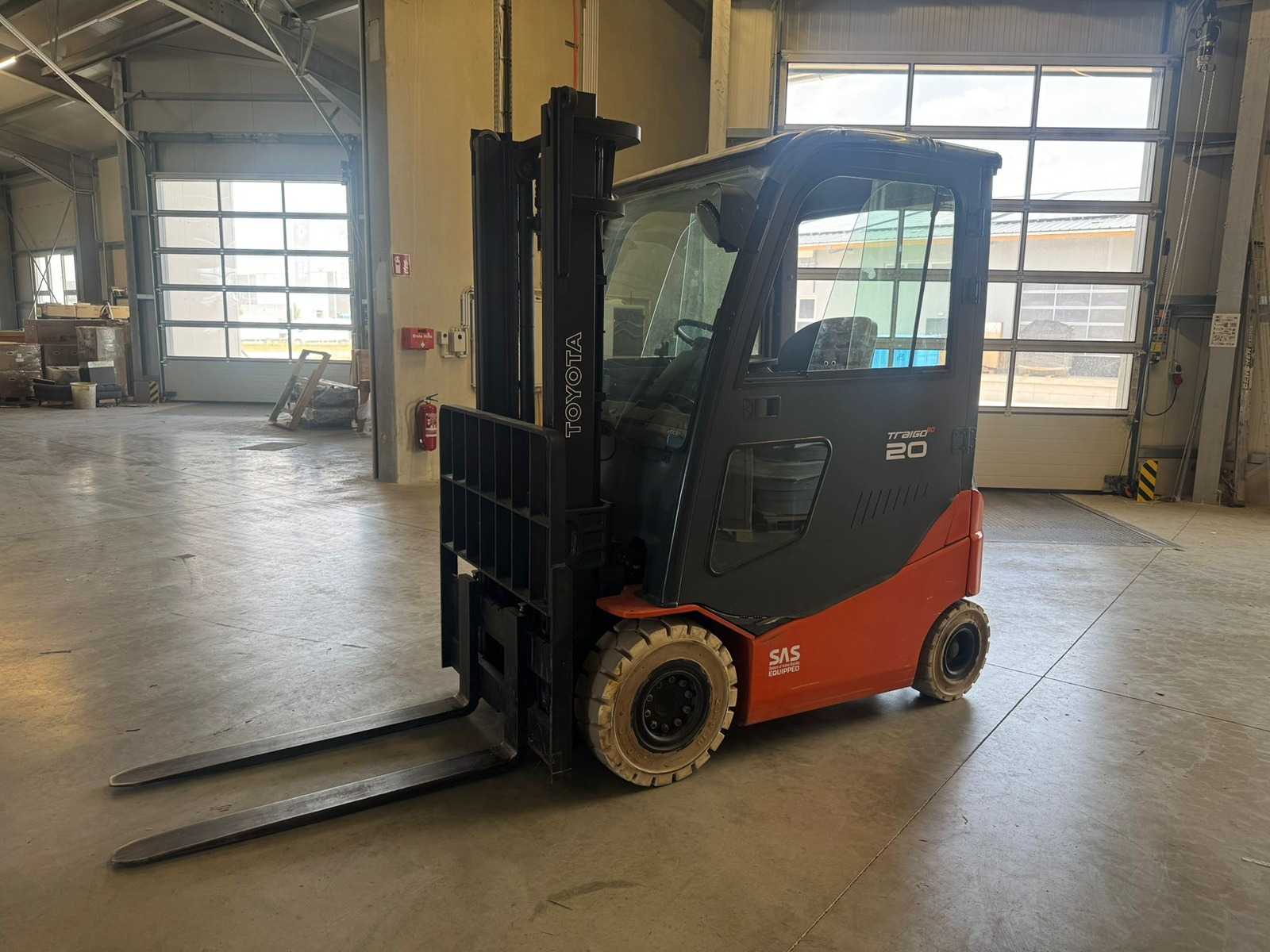 Toyota 8FBMKT20 Forklift