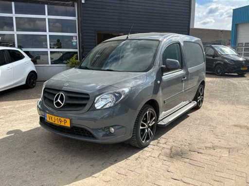 Vehiculul comercial Mercedes-Benz Citan 108 CDI 2021