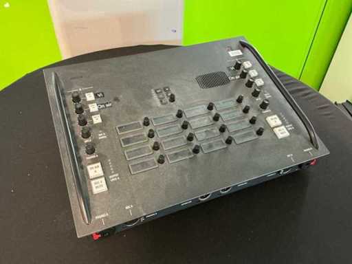 Interfejs sterowania komentatorem Riedel CCP 1116