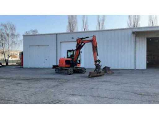 1f313e2e-062b-4d6c-939a-8f3e6d2f01d9.mp4