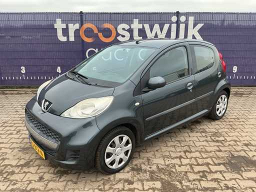 2009 - Peugeot - 107 - 1.0-12V XR - Personenauto
